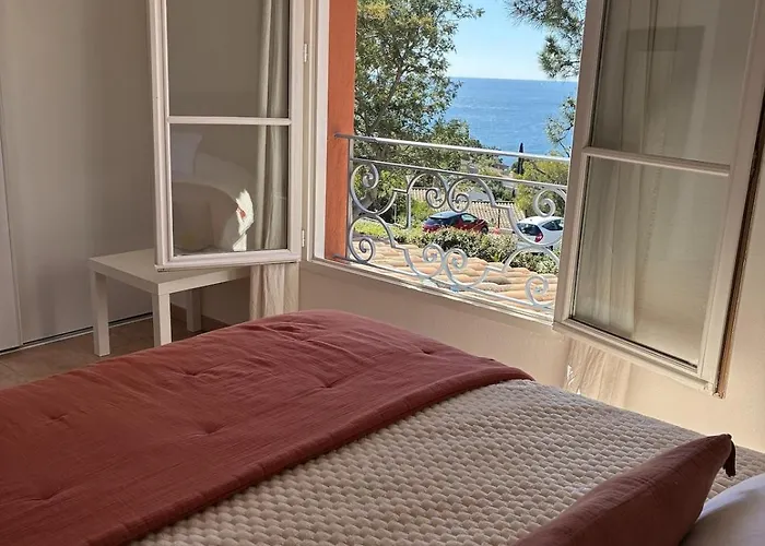 Sea-view House With Terrace & Pool Feriehus *