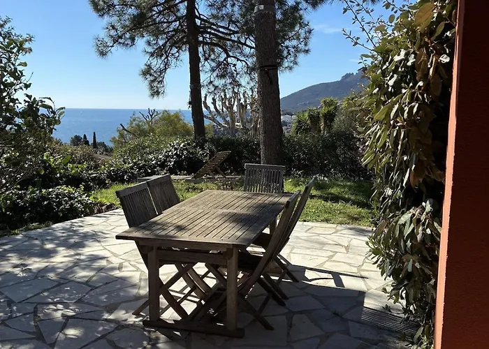 Sea-view House With Terrace & Pool Feriehus Théoule-sur-Mer
